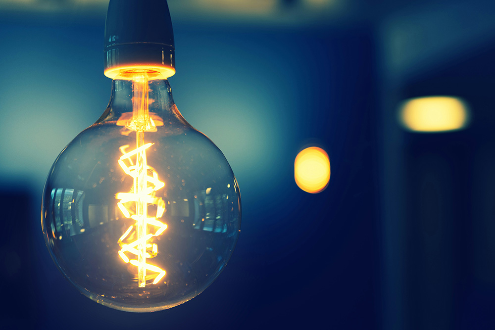 Save Energy In The UK Lightbulbs 3